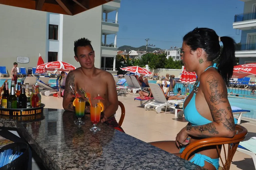 Candan Apart Marmaris 4*,